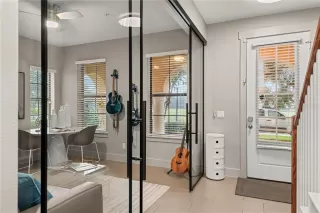 Photo #3: O6347394 Listing