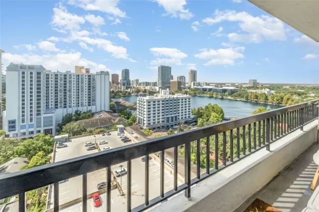 MLS: O6347406 Condo For Sale