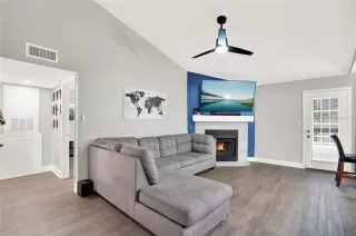 Photo #1: O6347408 Listing 