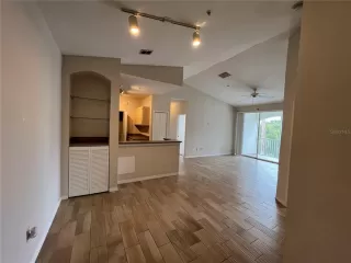 Photo #1: O6347422 Listing 