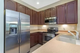 Photo #6: O6347559 Listing