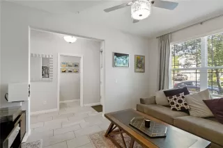 Photo #4: O6347753 Listing