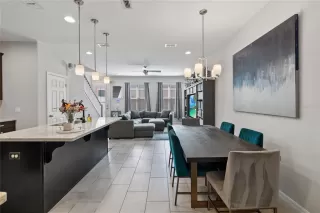 Photo #6: O6347753 Listing