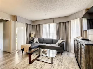 Photo #6: O6347863 Listing