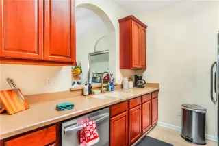 Photo #4: O6348039 Listing 