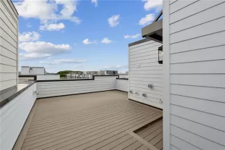 Photo #2: O6348185 Listing