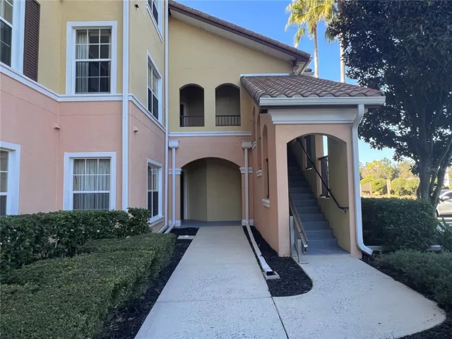 MLS: O6348226 Condo For Sale