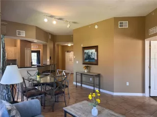 Photo #5: O6348226 Listing