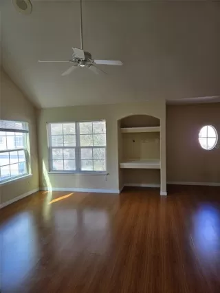 Photo #2: O6348247 Listing 