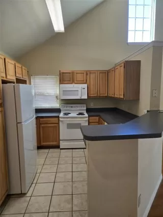 Photo #4: O6348247 Listing 