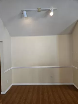 Photo #5: O6348247 Listing 