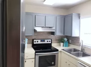 Photo #2: O6348363 Listing