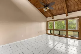 Photo #5: O6348394 Listing