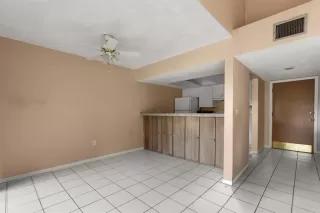 Photo #6: O6348394 Listing