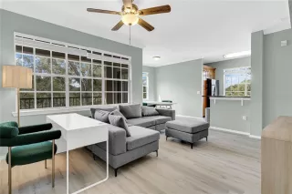 Photo #2: O6348468 Listing