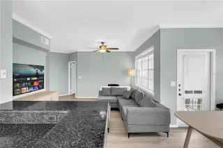 Photo #6: O6348468 Listing