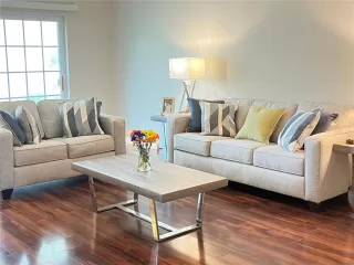 Photo #1: O6348524 Listing 