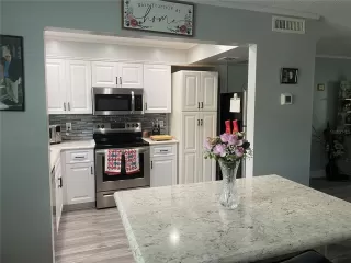 Photo #6: O6348568 Listing