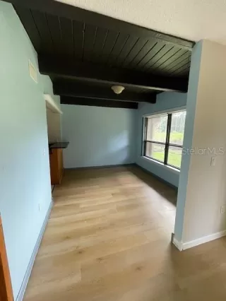 Photo #2: O6348642 Listing