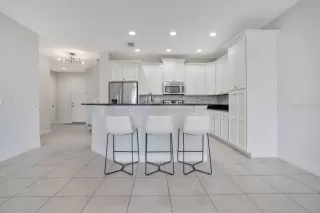 Photo #2: O6348830 Listing 