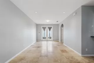 Photo #4: O6348957 Listing 