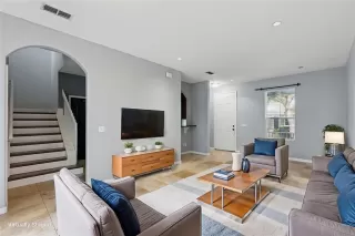 Photo #6: O6348957 Listing 