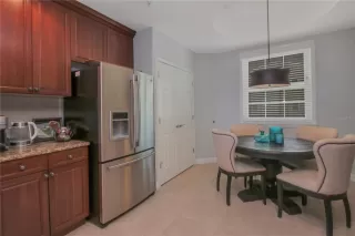 Photo #6: O6348992 Listing