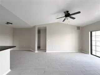 Photo #6: O6349353 Listing 