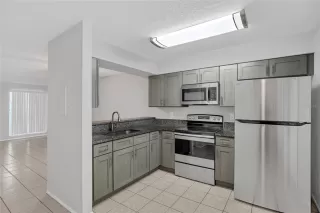 Photo #1: O6349459 Listing 