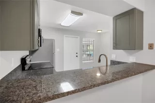 Photo #3: O6349459 Listing 