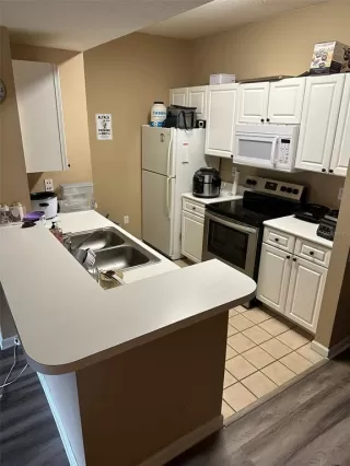 Photo #4: O6349588 Listing