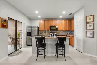 Photo #4: O6349619 Listing 