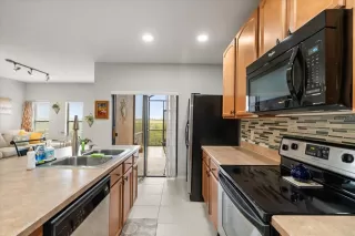 Photo #6: O6349619 Listing 