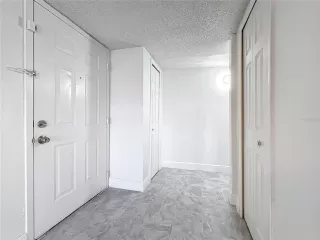 Photo #3: O6349754 Listing