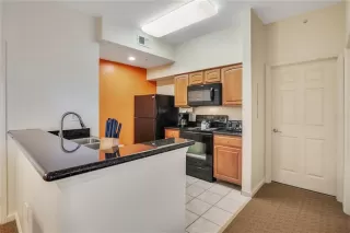 Photo #2: O6349761 Listing 