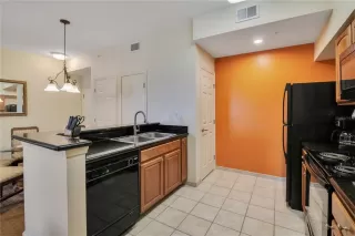 Photo #4: O6349761 Listing 