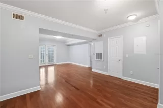 Photo #5: O6349770 Listing 