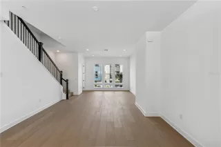 Photo #2: O6349823 Listing 