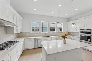 Photo #4: O6349823 Listing 