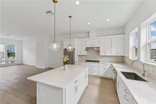 Photo #6: O6349823 Listing 