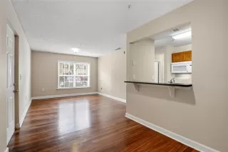 Photo #5: O6349902 Listing 