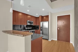 Photo #2: O6350246 Listing 