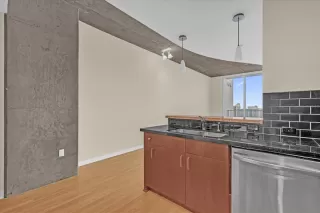 Photo #3: O6350246 Listing 