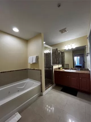 Photo #5: O6350251 Listing 