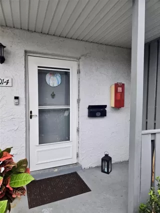 Photo #3: O6350406 Listing