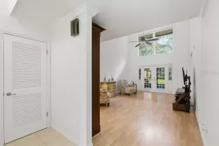 Photo #1: O6350533 Listing