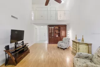 Photo #3: O6350533 Listing