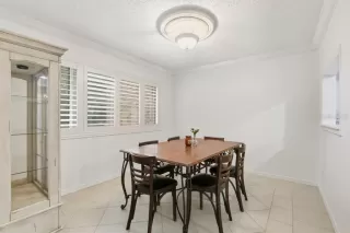 Photo #5: O6350533 Listing