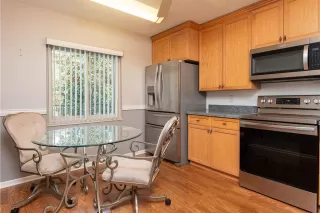 Photo #5: O6350630 Listing 