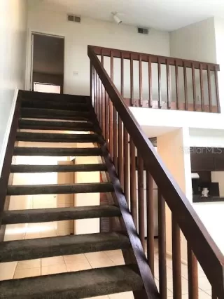 Photo #5: O6350631 Listing 